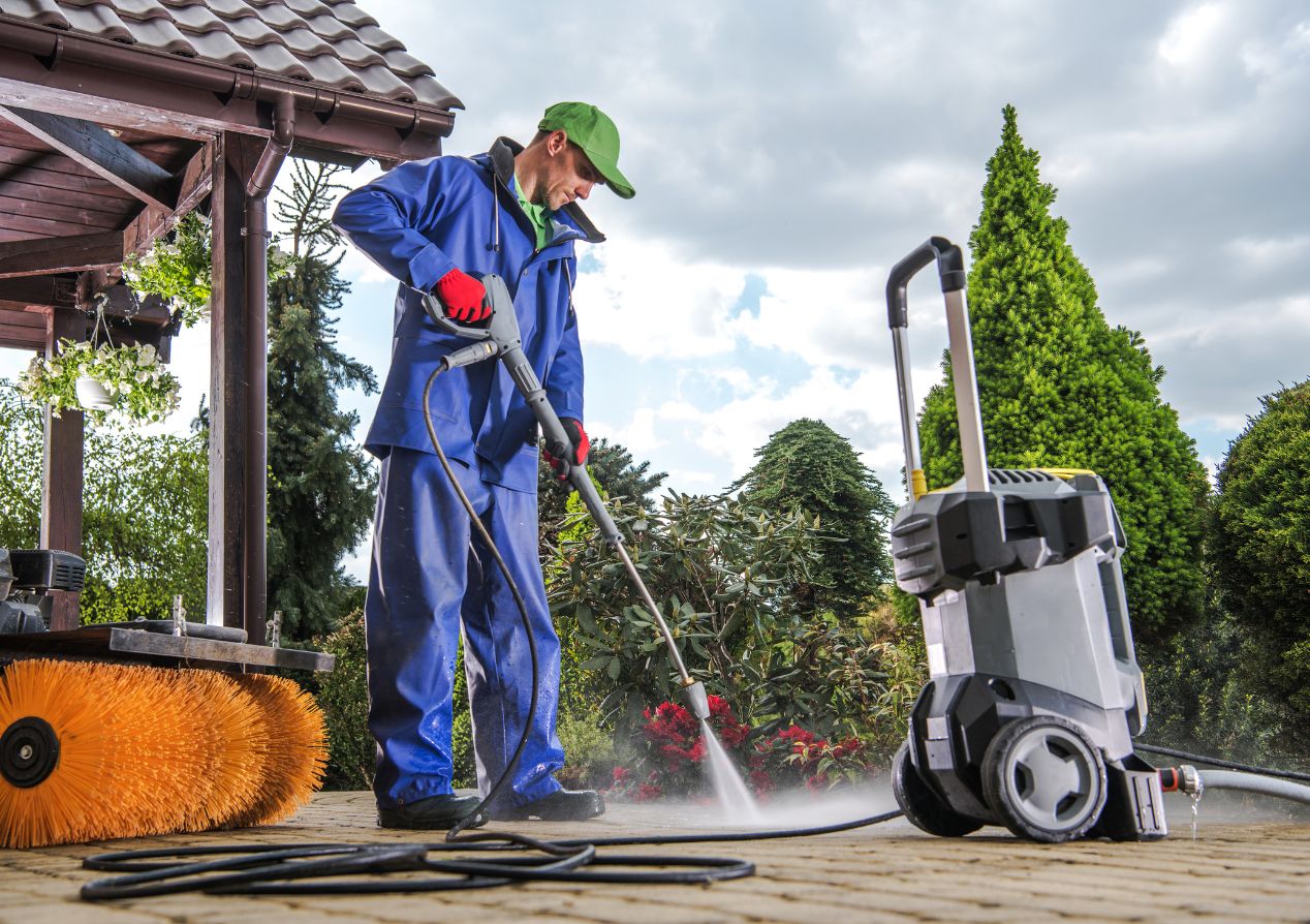 Expert Pool and Pressure Washing Services